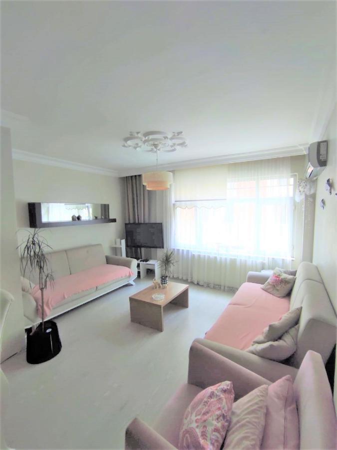 Peaceful Suite Centre Of Kadikoey อิสตันบูล ภายนอก รูปภาพ